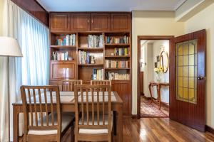 Horia apartment by People Rentals