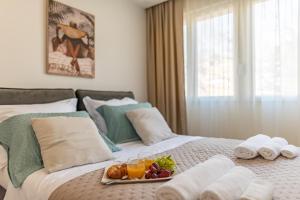 Sea La Vie Apartment