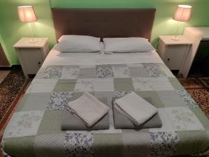 Double Room with Shared Bathroom room in Albergo Locanda Alambra