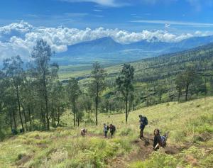 Rinjani Trekking Camp Centre