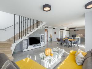 Holiday Home Villa Vatovac by Interhome