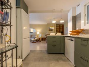Apartment Luxus by Interhome