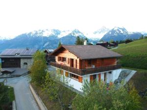 obrázek - Apartment Chalet Gredetsch by Interhome