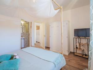 Apartment La casa dei limoni di Valeria by Interhome