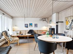 Holiday Home Eljene - 700m from the sea by Interhome