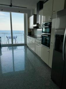 Seaview Tower Apartment