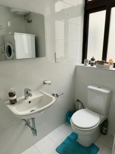 Seaview Tower Apartment