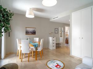 Apartment Iglesia by Interhome