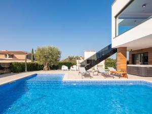 Villa Old Olive III by Interhome