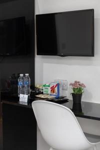 Modern city centre studio apartment!