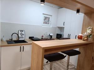 Central Train Station Apartment