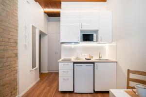 Warm studio in the heart of city