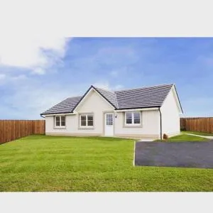 3 bedroom detached house - Cononbridge