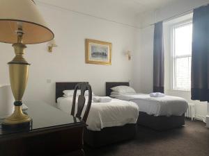 Twin Room room in Argyll Arms Hotel