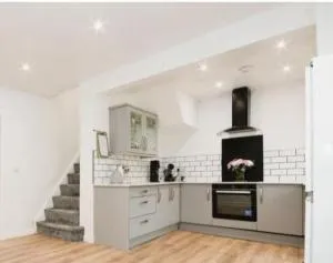 Spacious and homely House - 奥勒顿