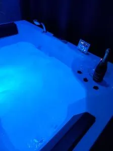 Gîtes & SPA du bien-être - SPA privatif - 维万