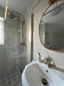 Brickller Apartments by Letrent