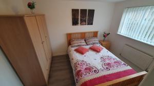 Lovely 3 Bedroom House Manchester