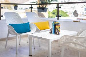 Casa LINC - Renovated Apt Close to Center and Beach