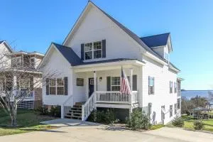 House #46 Grits Carlton Lakefront (no pets) - Centre