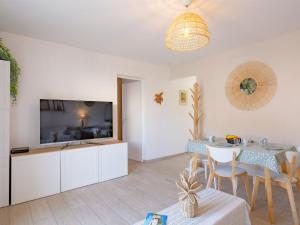 Apartment Le Saint Jean by Interhome