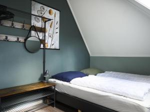 Holiday Home Lieskehuis Wellness de Luxe 10-2 by Interhome