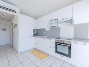 Appartements Apartment Grand Bleu by Interhome : photos des chambres