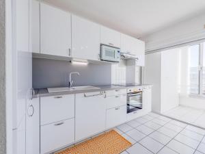 Apartment Grand Bleu by Interhome