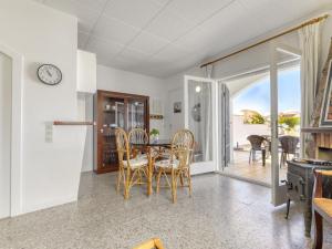 Holiday Home Calima by Interhome