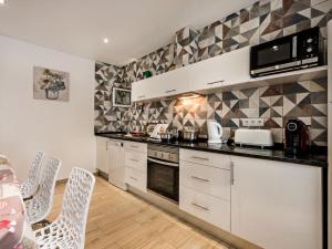 Holiday Home Cristal by Interhome