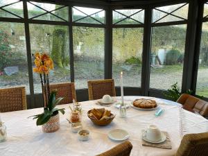 B&B / Chambres d'hotes chambre d-hotes La Marmittiere : photos des chambres
