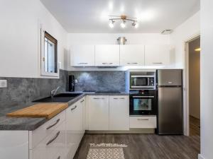 Apartment Parcs du Lavandou-9 by Interhome