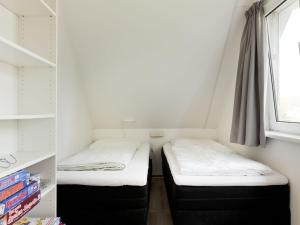 Holiday Home Vrieschehuis Comfort Royaal by Interhome