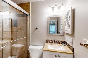 HH Beach & Tennis B8