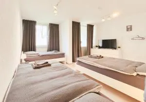 Home4Now DOR01 Monteursunterkunft in Dormagen I 3 Schlafzimmer für 6 Personen I Küche I SmartTV I WiFi - Roggendorf