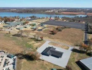 Angler’s Inn - Grove