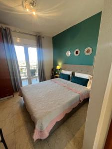 Sofia & Lakis House