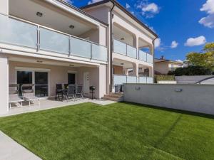 Apartment Villa Galici-4 by Interhome