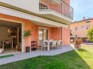 Apartment Garden Apartment by Interhome