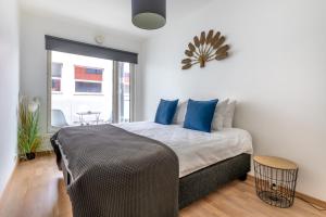 City center apartment with free parking and sauna