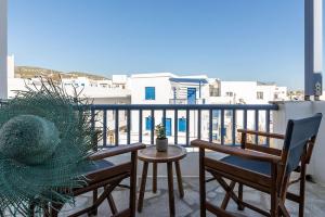 T Apartment Tinos