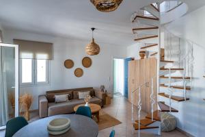 T Apartment Tinos
