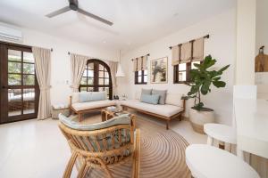 Beach, Oceanfront 2BR, 2BA Condo in Las Catalinas - Plaza Mercado 12