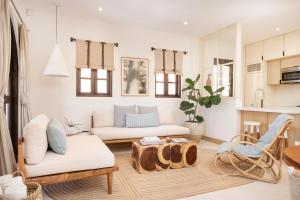 Beach, Oceanfront 2BR, 2BA Condo in Las Catalinas - Plaza Mercado 12