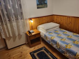 Rooms Matea and a studio apartment for up to 6 people in close proximity to historic Pula and the airport