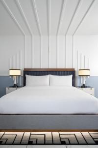 Cadillac Hotel & Beach Club, Autograph Collection