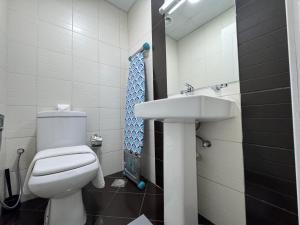 Luxury apartment 3 beds Marina view