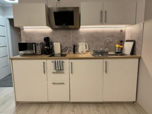 PRZYSTANEK KATOWICE Aleja Korfantego 8