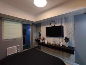 Azure North - Executive Suite