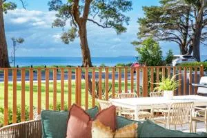 Salty Kisses by Experience Jervis Bay - Huskisson